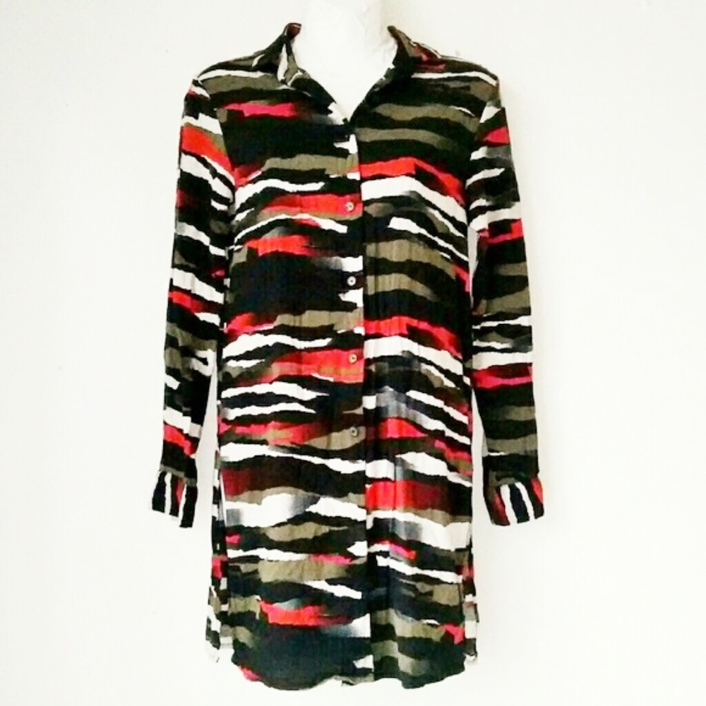 H&M Graphic Print Button down Tunic